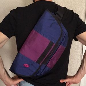 Timbuk2 sling messenger bag